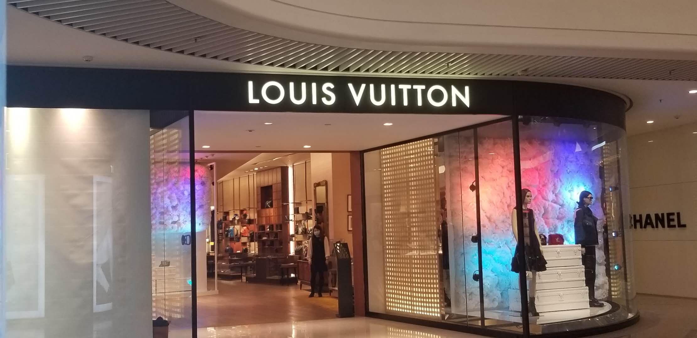 铜锣湾奢侈品时代广场购物攻略,铜锣湾潮流汇购物商城