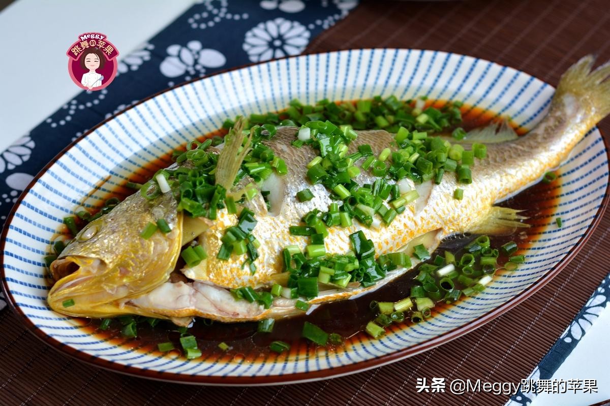 除夕年夜饭，8道吉祥菜，有荤有素，色香味俱全，老人孩子都喜欢