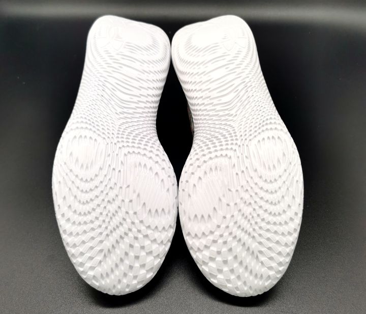 再见了，大底，UA新鞋体验