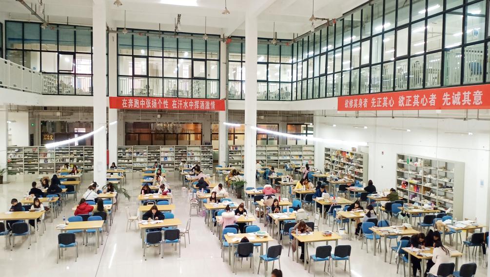 嗨！有关商院，学姐学长们有话说