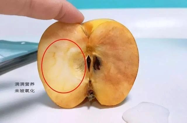 杨紫近照曝光无修图法令纹很深,杨紫面部填充法令纹