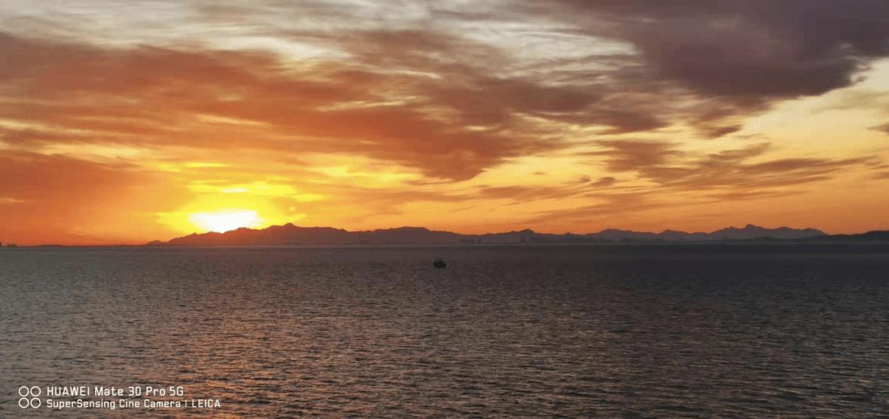 在海上确诊的中国水手：隔离期间写遗书，曾被三座海港拒收