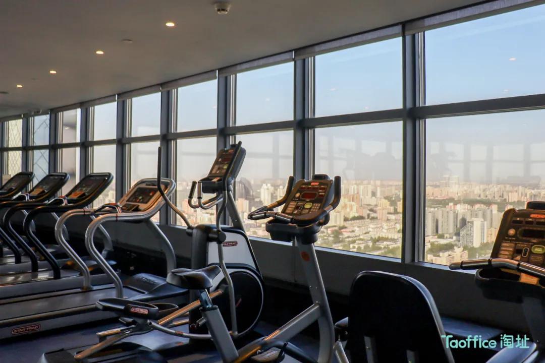 京广中心|五星级酒店服务传说中的精英职场