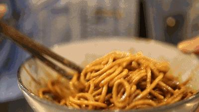 鐤儏鐪嬪摥浜嗘墍鏈変汉,鐪嬪摥浜嗙柅鎯呬箣涓嬮偅浜涙櫘閫氫汉