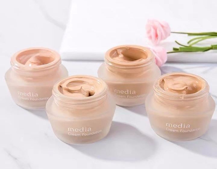 粉底液不买大牌,粉底液不贴肤