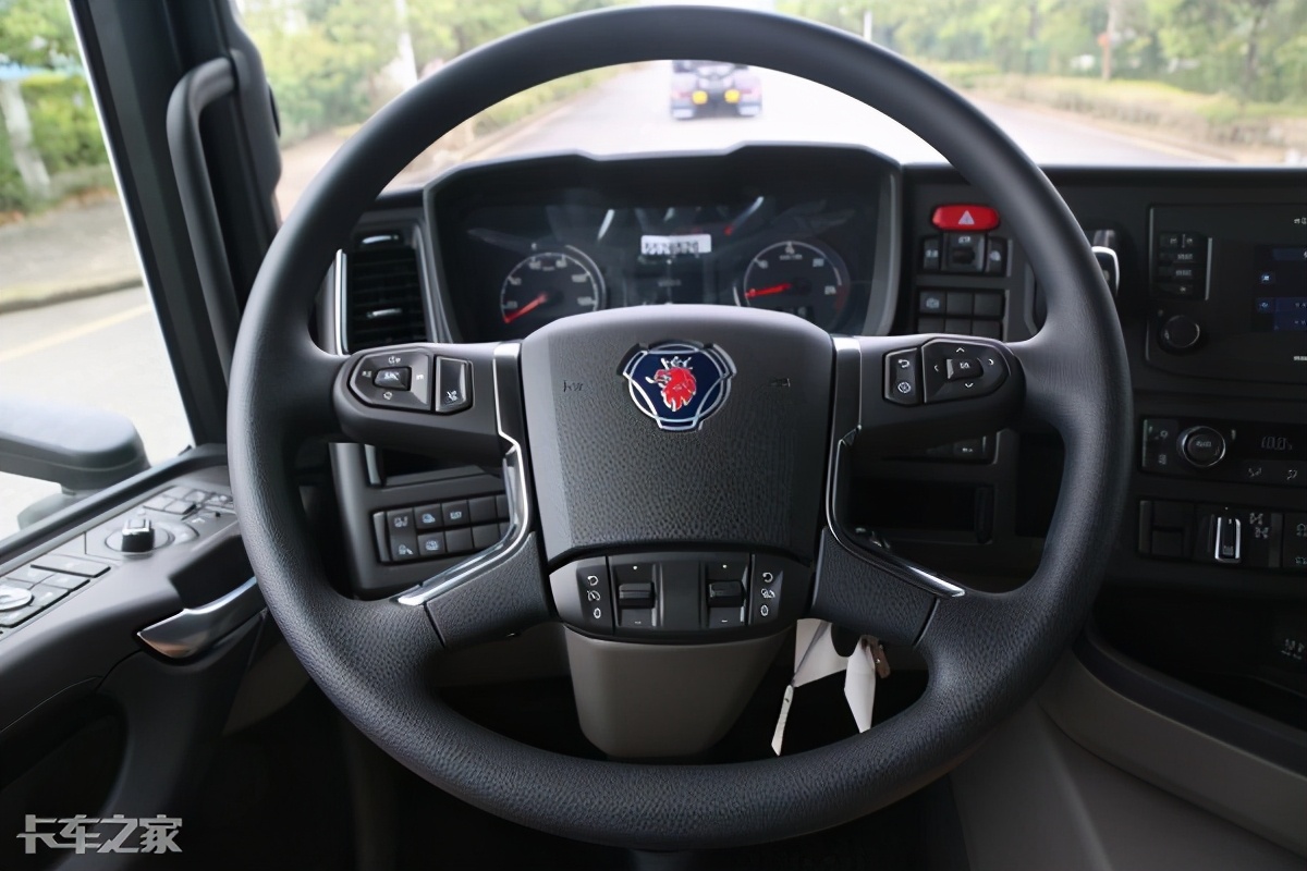 斯堪尼亚g500牵引车头多少钱,斯堪尼亚g500牵引车