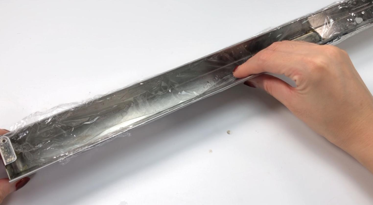 厨房油烟机油盒清洗小妙招,侧吸式油烟机油盒怎么清理