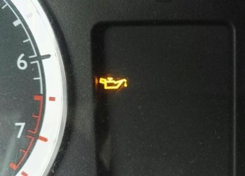 仪表盘所有故障灯讲解,仪表盘上各种故障灯代表什么意思