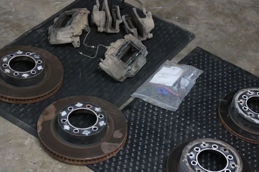 怪兽修车完整版,怪兽修车翻新车