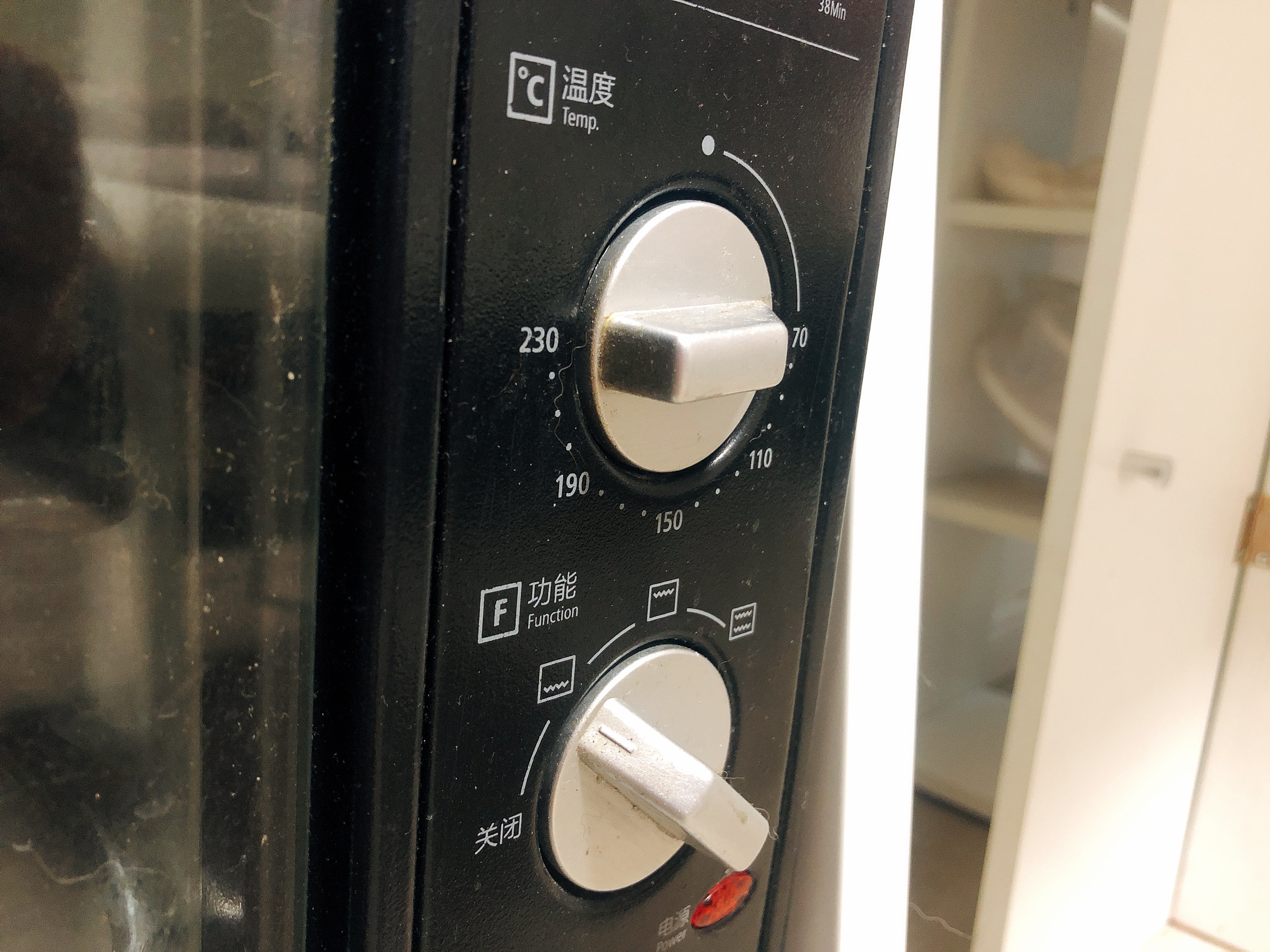 烤箱值不值得买？我用4年半的使用时间告诉你：啪啪打脸的过程