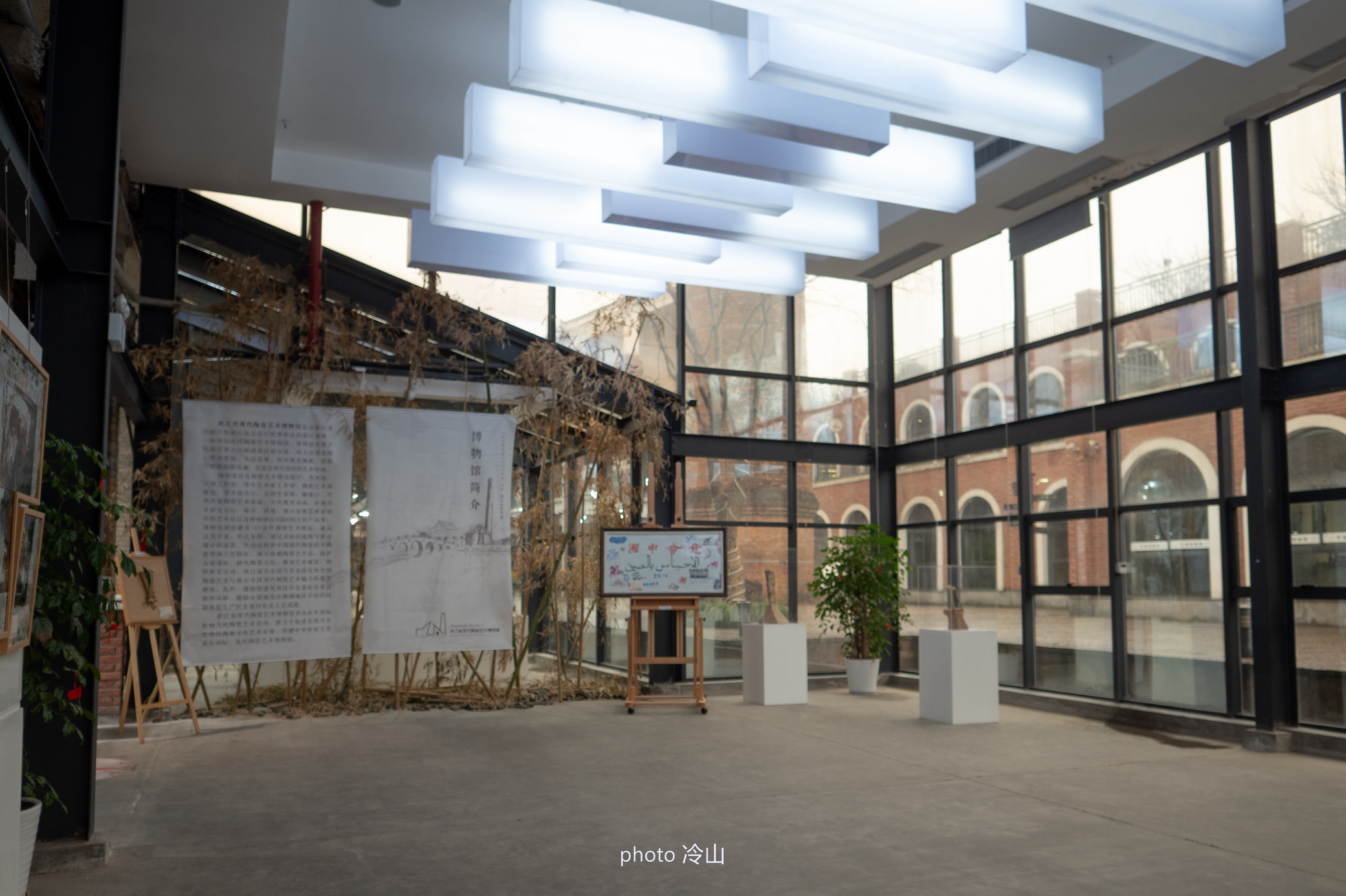 钱塘湖春行杭州,春行江苏鼋头渚赏樱