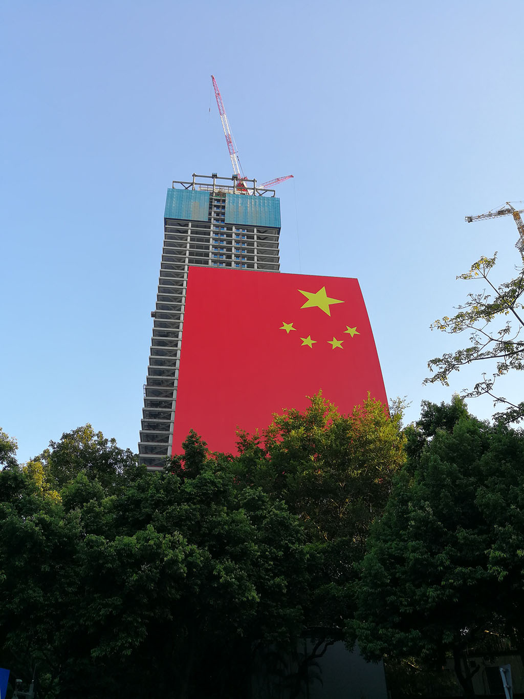 深圳的国土面积有多大,深圳有几处巨型国旗