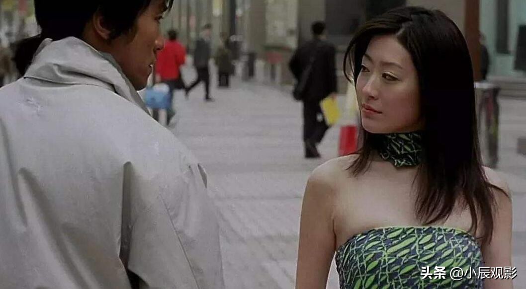 周星驰少林足球招牌动作,少林足球队周星驰演的完整版