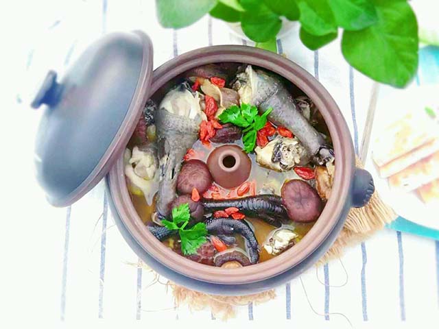 彩云之南孔雀归来,云南汽锅鸡历史文化