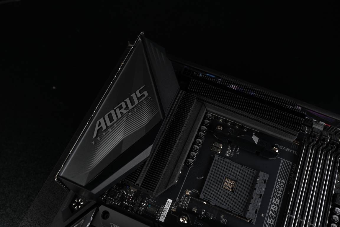 为什么主板开启xmp就不稳定,主板开不了xmp是怎么回事