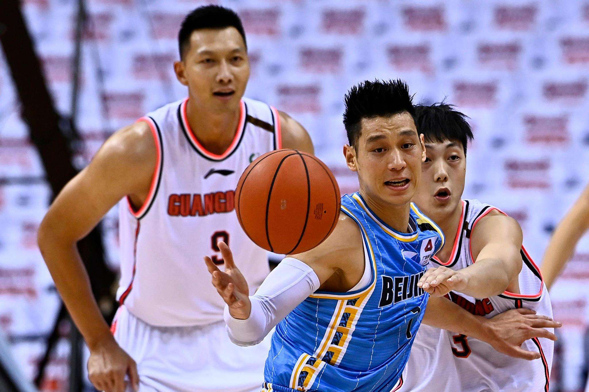 捐款31万后买二手车,林书豪或加盟篮网,直言湖人火箭半决赛相遇