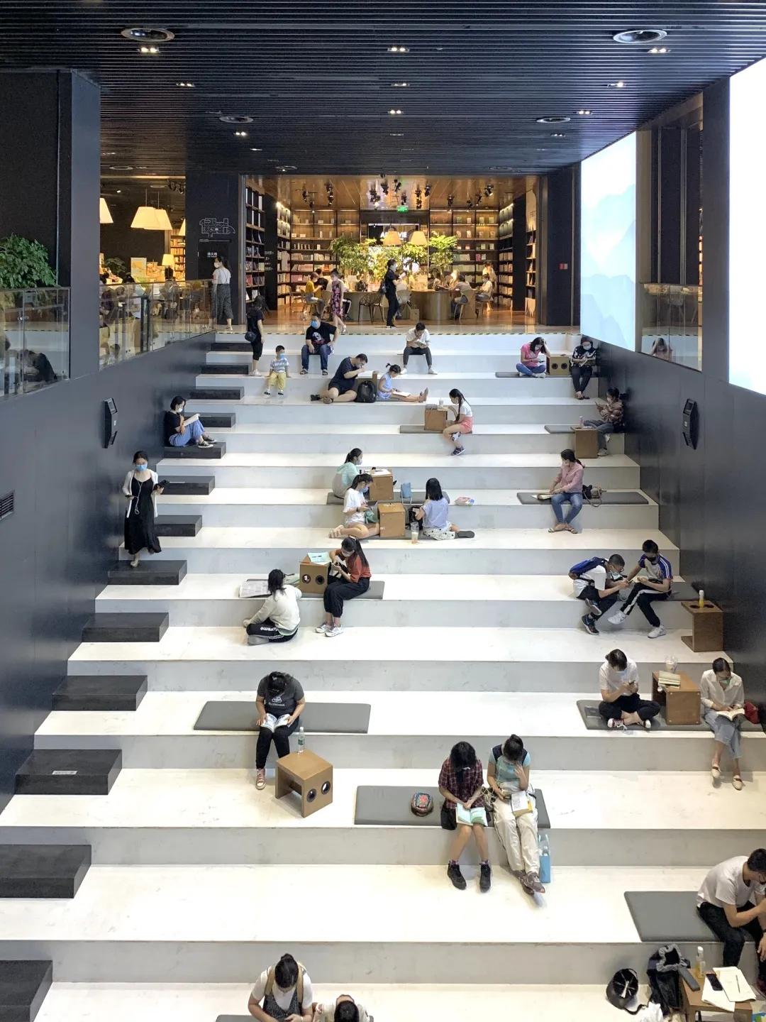 用阅读触摸成都｜在成都不能错过的10家书店（下）