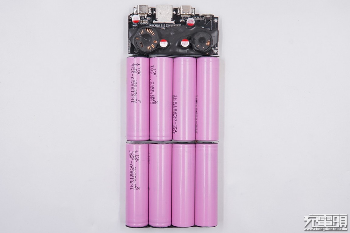 巨能移动电源拆解,绿巨能移动电源评测