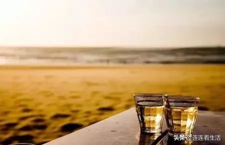 常闻白酒味有坏处吗,饮酒后嘴里全是苦味