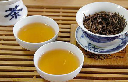 新手怎么选购普洱茶饼好,普洱茶怎么选购才好