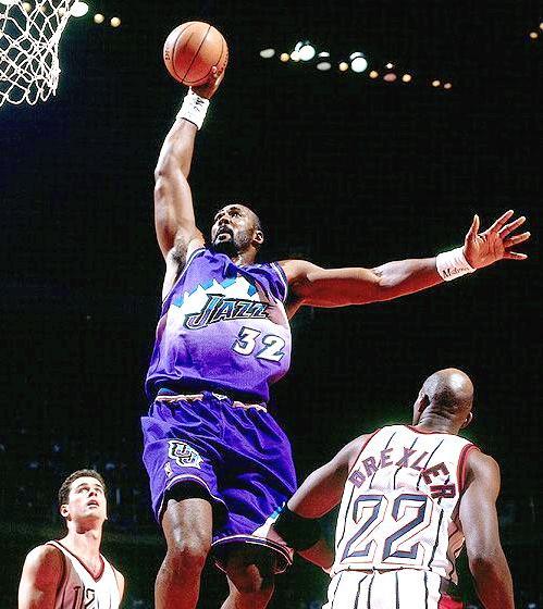 NBA上古巨星传-卡尔·马龙！铁骨硬汉心，梦别紫金城