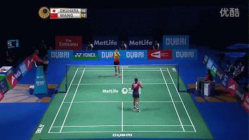 羽毛球1.15米发球规则,儿童羽毛球的发球入门视频