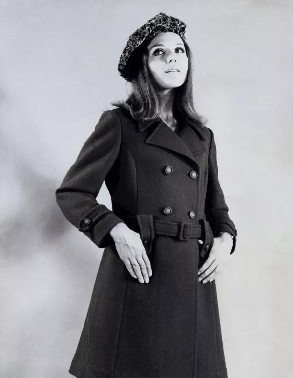 养大3个亿万富豪、67岁全裸上杂志：她的人生太硬核