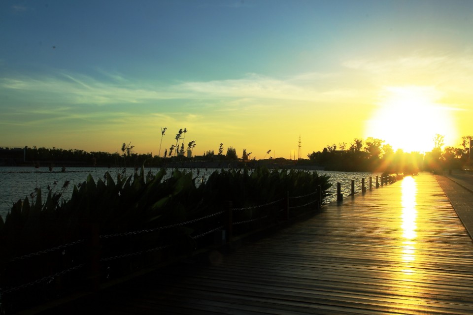 原创诗词临江仙咏繁荣的珠三角,原创诗词临江仙咏六一儿童节