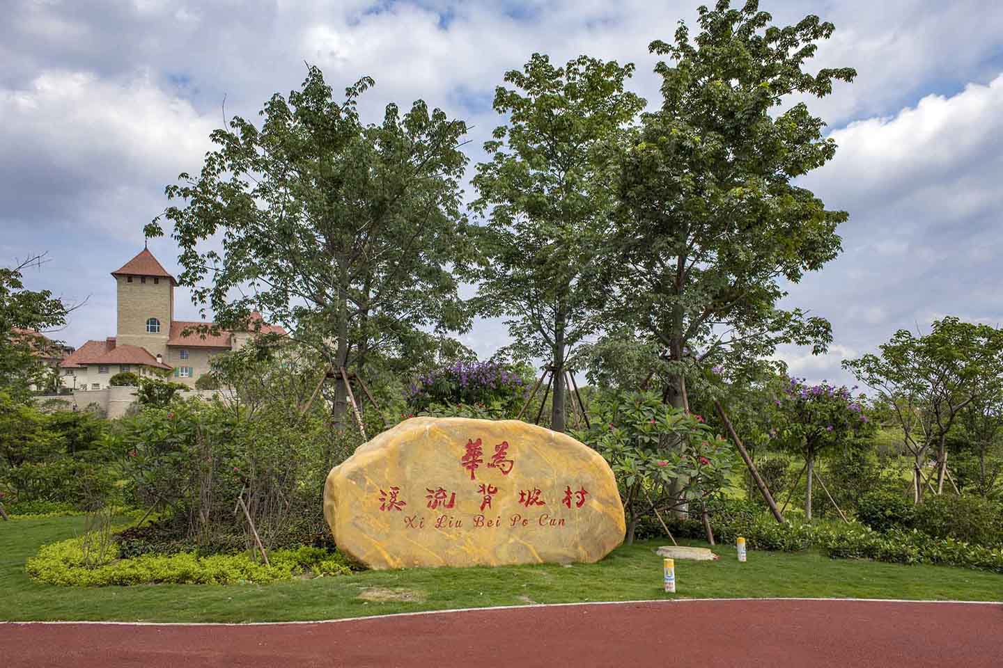 华为与三星选谁？外国网友：华为是英国最好的智能手机