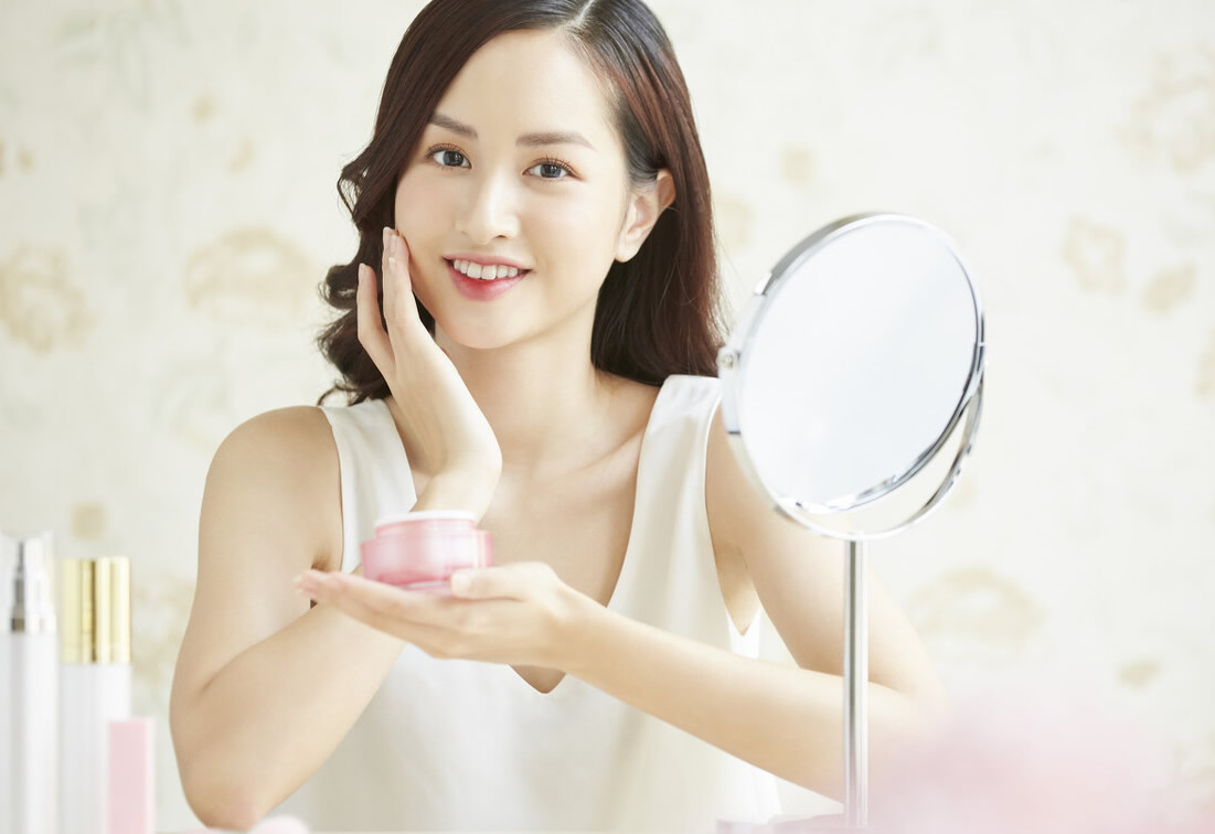 日常护肤用不用防晒,日常护肤只涂防晒隔离可以吗