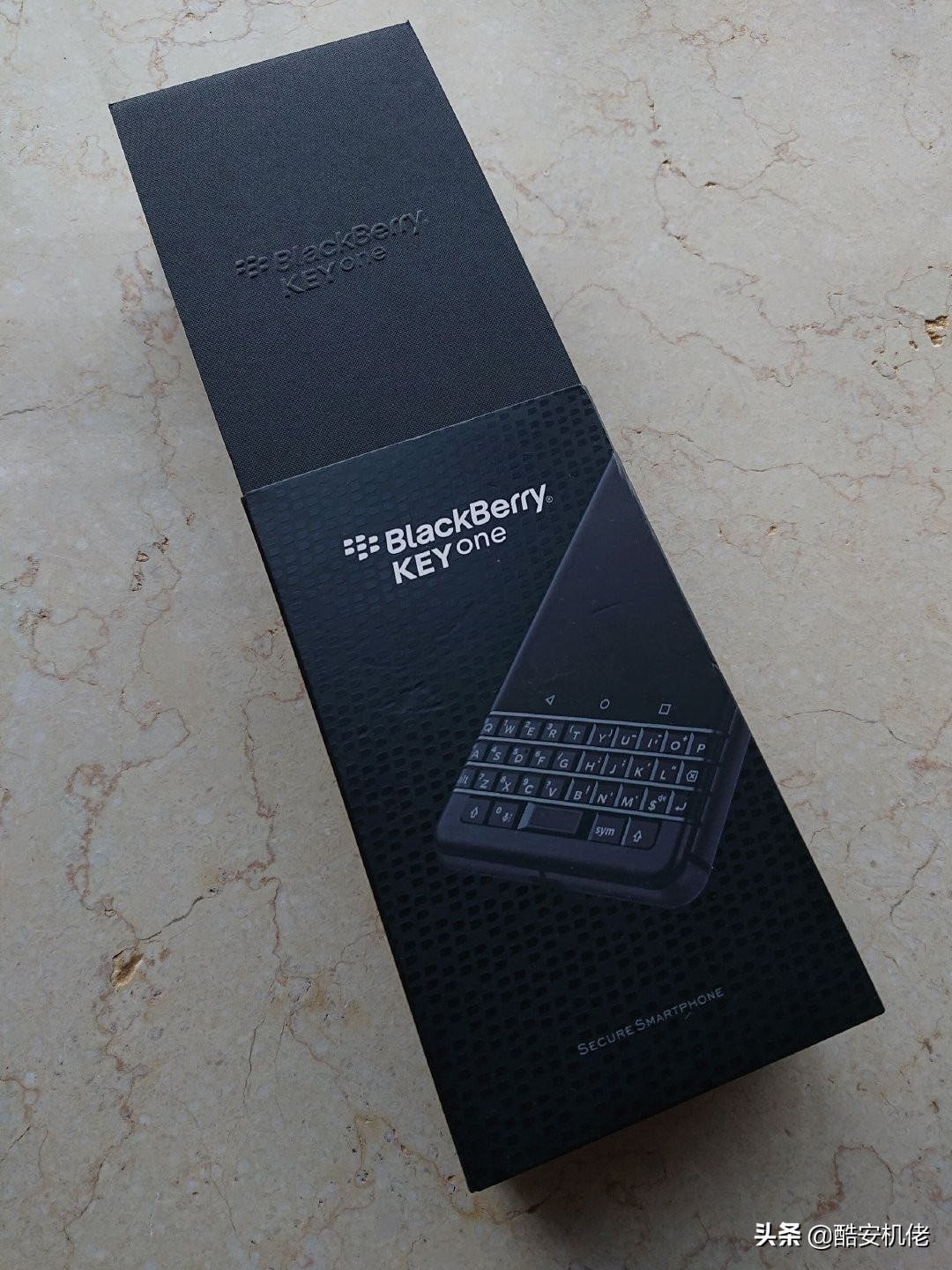 全键盘黑莓keyone,全键盘黑莓奢华