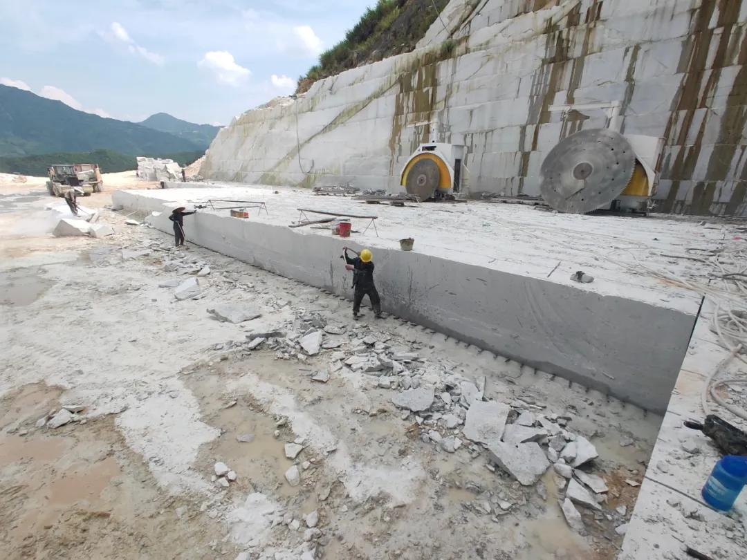 美国白金花岗岩,光面美国白金花岗岩