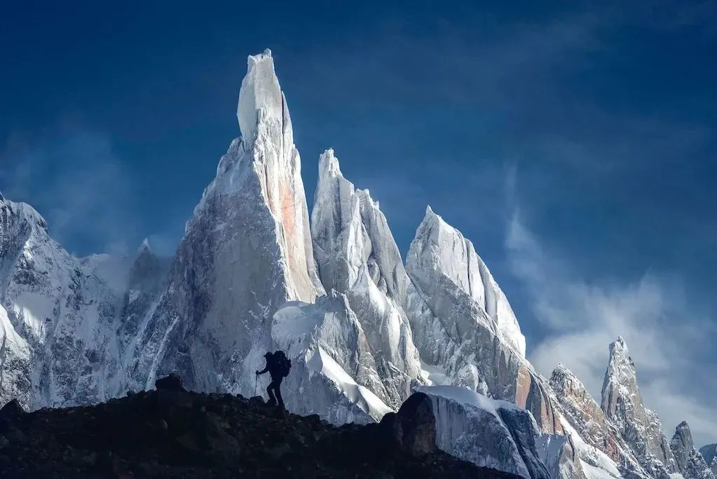一座古墓揭开弥天大谎,弥天大谎电影情节介绍