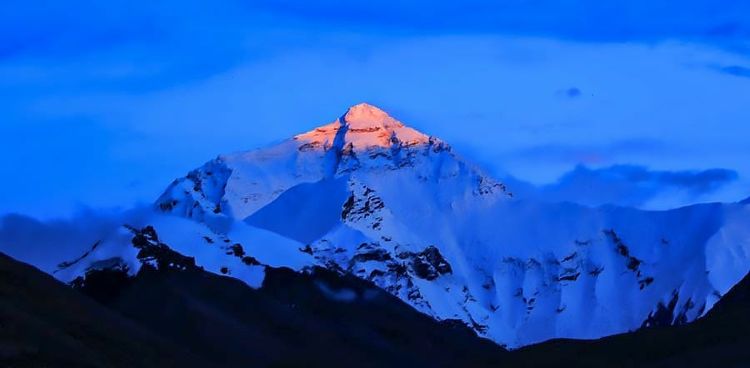 阿里大北线之穿行 (走过大北线的阿里巴巴)