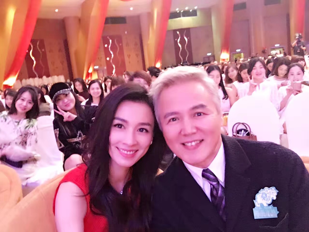 张庭旗下微商现状,张庭经营微商赚了多少钱