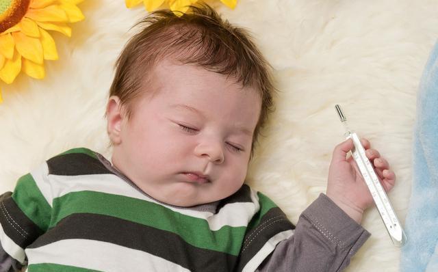 3岁孩子咬碎体温计怎么办,孩子咬体温计误食水银催吐了