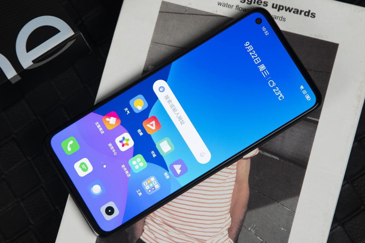 主打性价比的游戏本,主打性能性价比高的手机