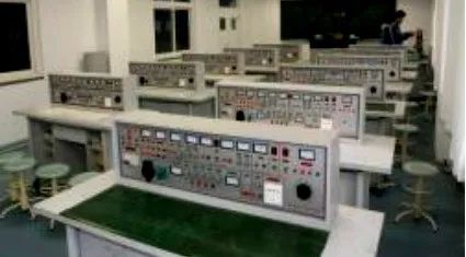 2020全景看高中丨历久弥新，八中用心探索可能，用心成就梦想