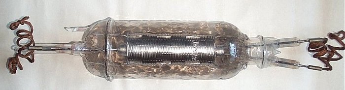 EF50：这根真空电子管改变了一切|围绕它的故事波澜壮阔