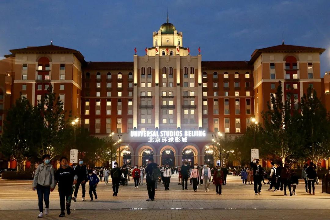 这个国庆，我在环球影城花3000元“找罪受”