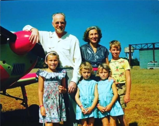 养大3个亿万富豪、67岁全裸上杂志：她的人生太硬核