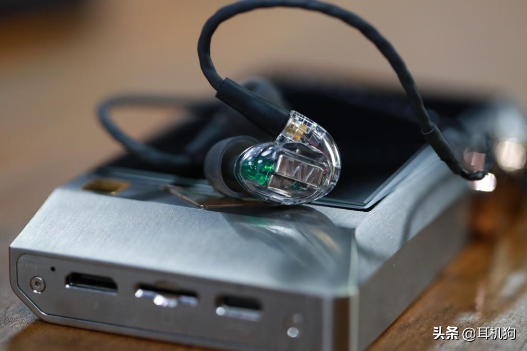 被日本媒体评价最合适3k价位入耳式动铁耳机威士顿umpro30评测