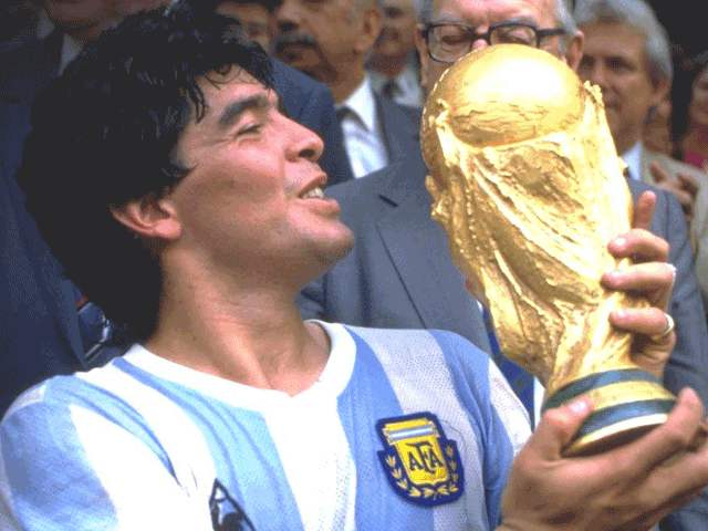 永别了——人们心目中永远的足球上帝