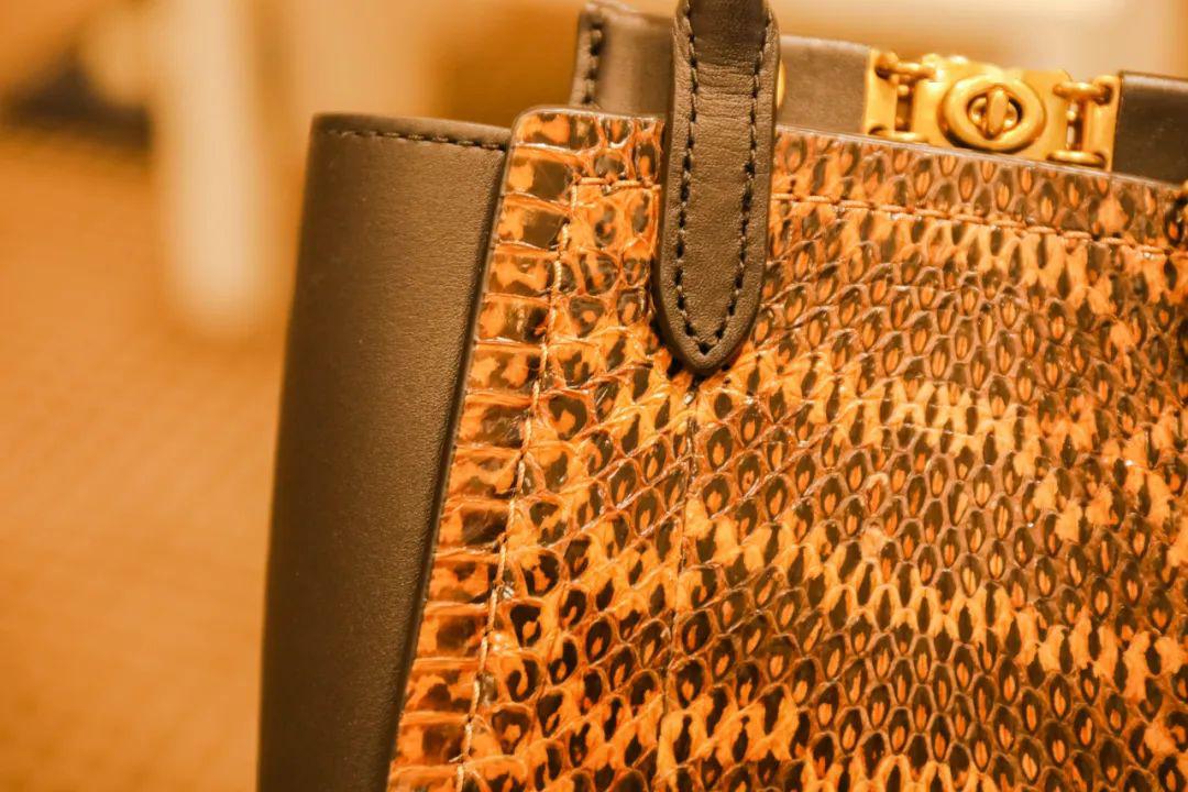 不看血亏!5.9折的克拉钻、买正装送正装的YSL,成都就这儿有