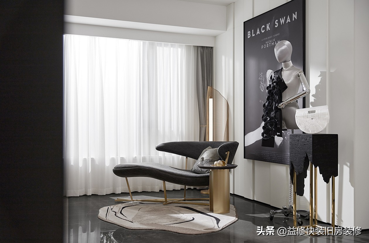 新家地砖被砸了个小坑如何修复,新房地砖被砸了个小窝怎么修复