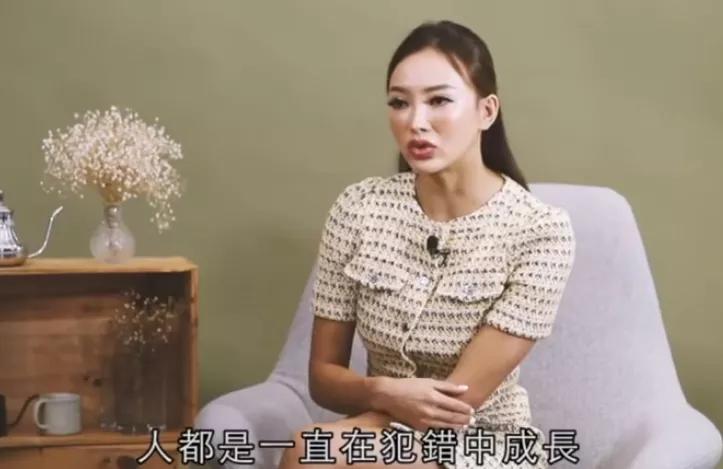 男星劈腿娶小20岁大学生，婚后却被多次出轨，网友：这就是报应