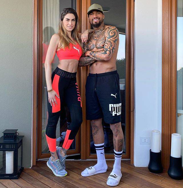 足球球员雷吉隆,雷吉隆上场