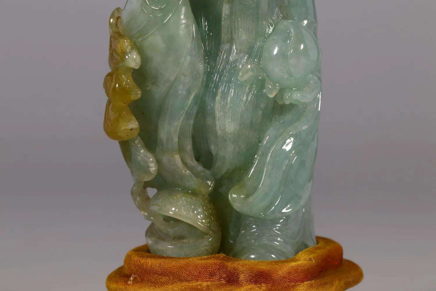 翡翠挂件分享,分享几款翡翠