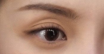 打造清新脱俗女神妆容,打造高级妆容需要什么化妆品