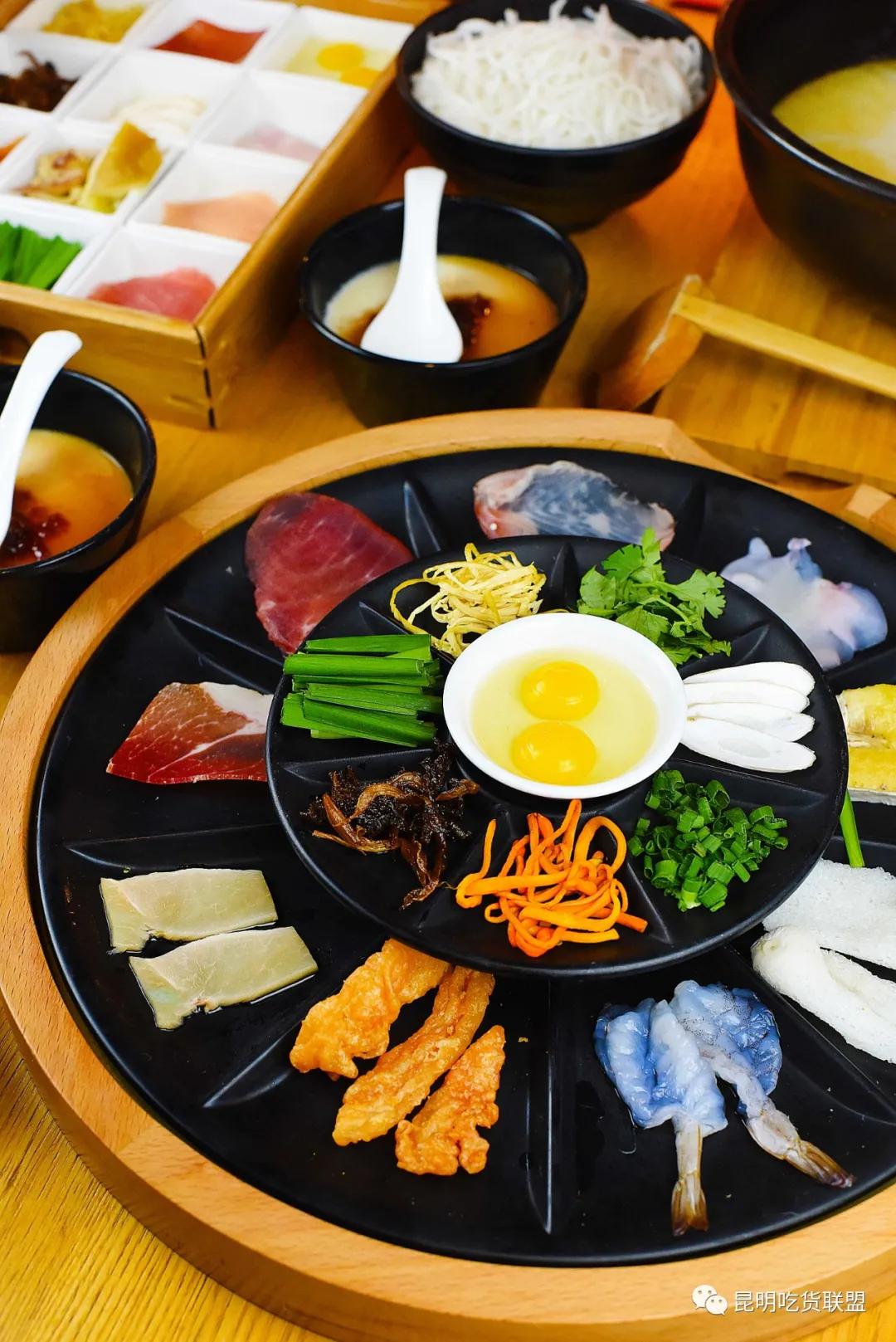 昆明老街附近哪家过桥米线好吃,昆明过桥米线百年老店哪家最正宗